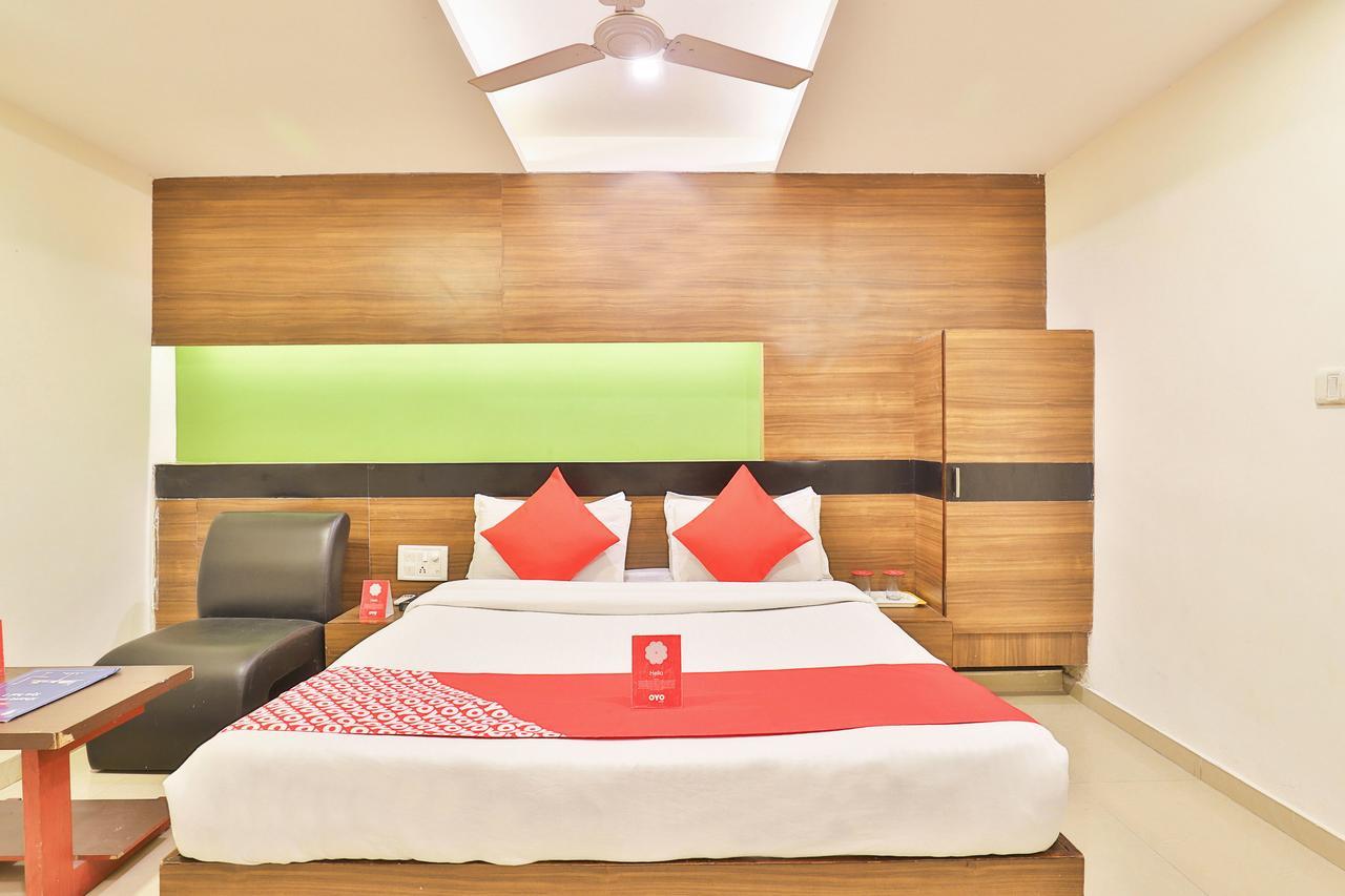 Oyo 4605 Hotel Aakarsh Dharamszala Kültér fotó