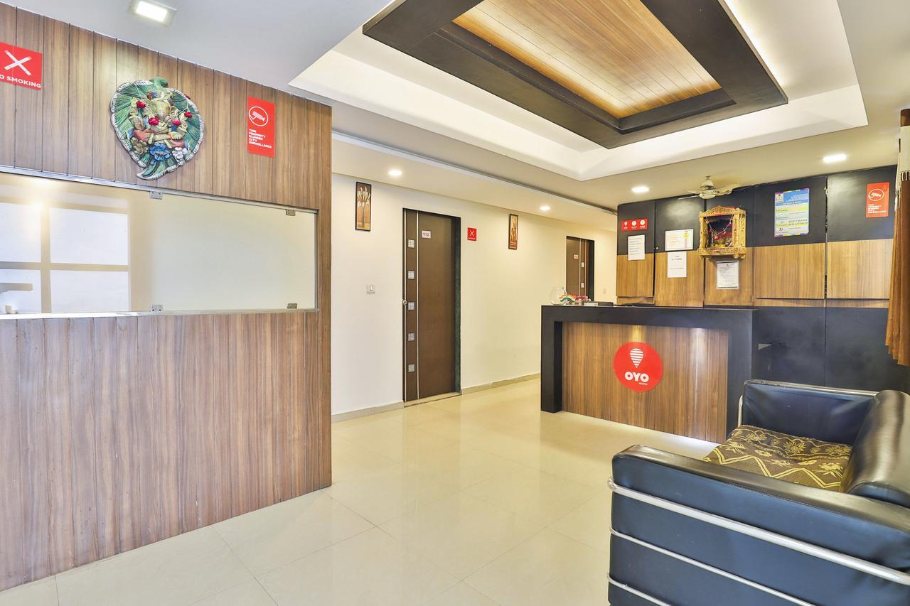 Oyo 4605 Hotel Aakarsh Dharamszala Kültér fotó