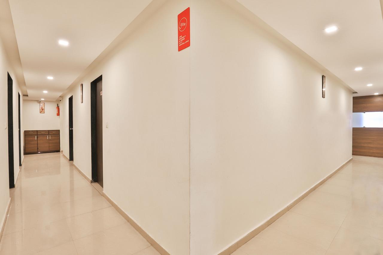 Oyo 4605 Hotel Aakarsh Dharamszala Kültér fotó